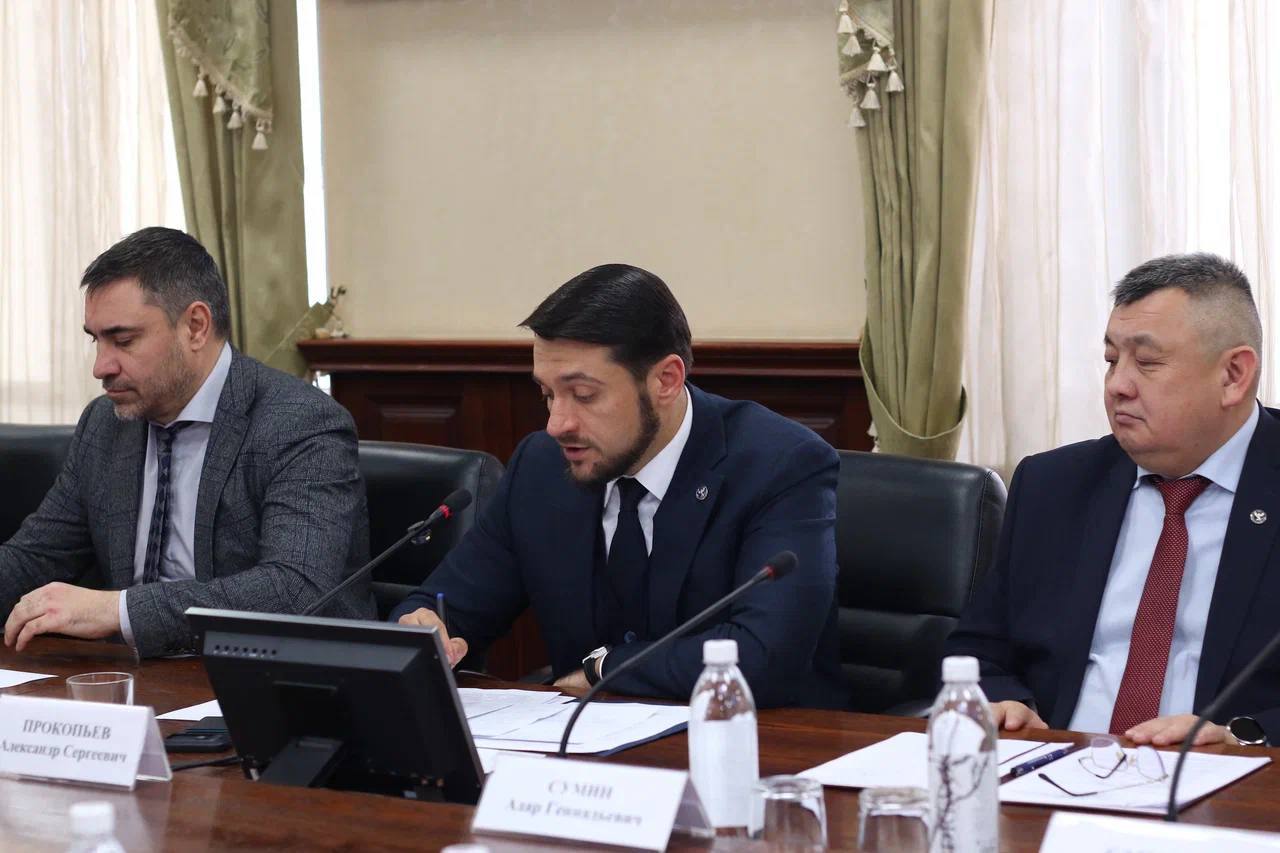 Александр Прокопьев: Республика Алтай поддерживает студенческие отряды Александр Прокопьев: Республика Алтай поддерживает студенческие отряды