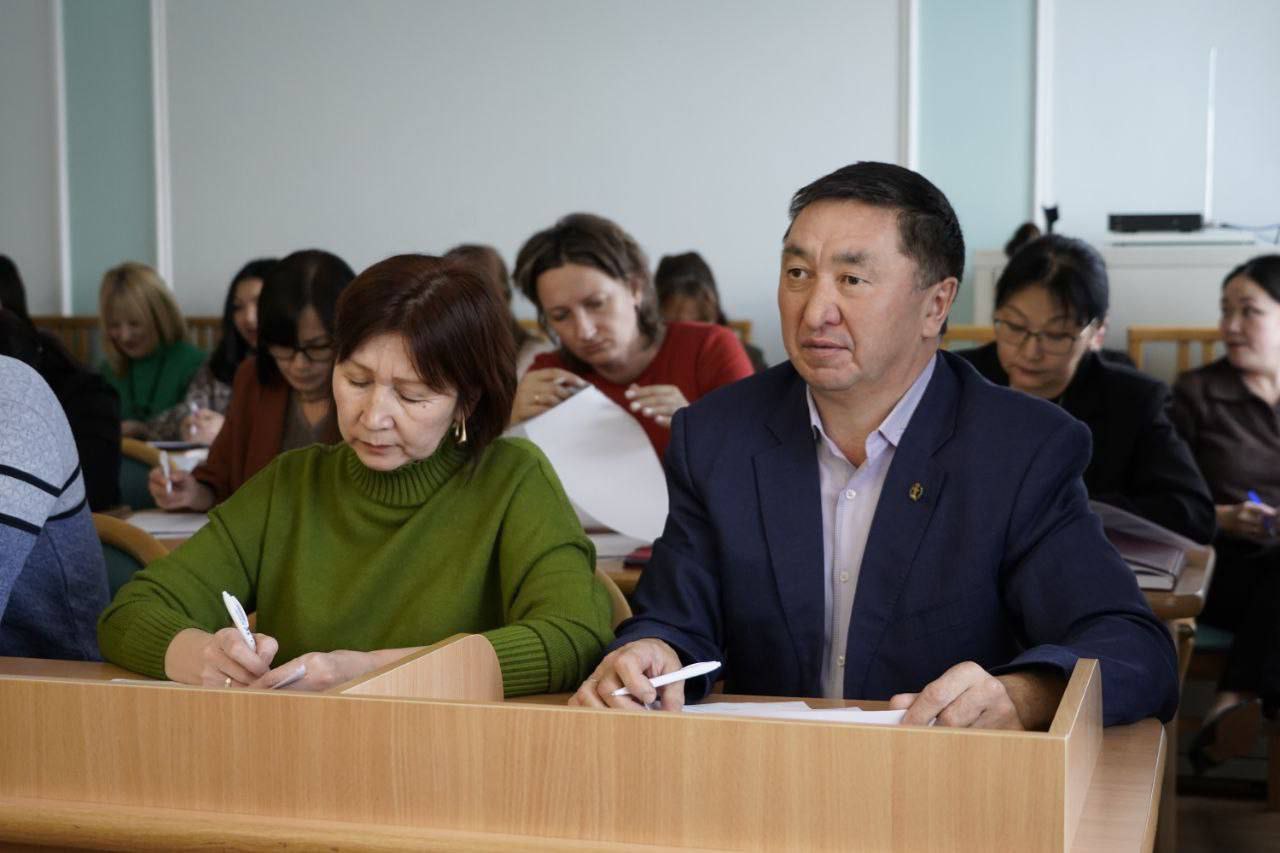 Депутаты и сотрудники Аппарата Парламента РА написали Большой этнографический диктант Депутаты и сотрудники Аппарата Парламента РА написали Большой этнографический диктант