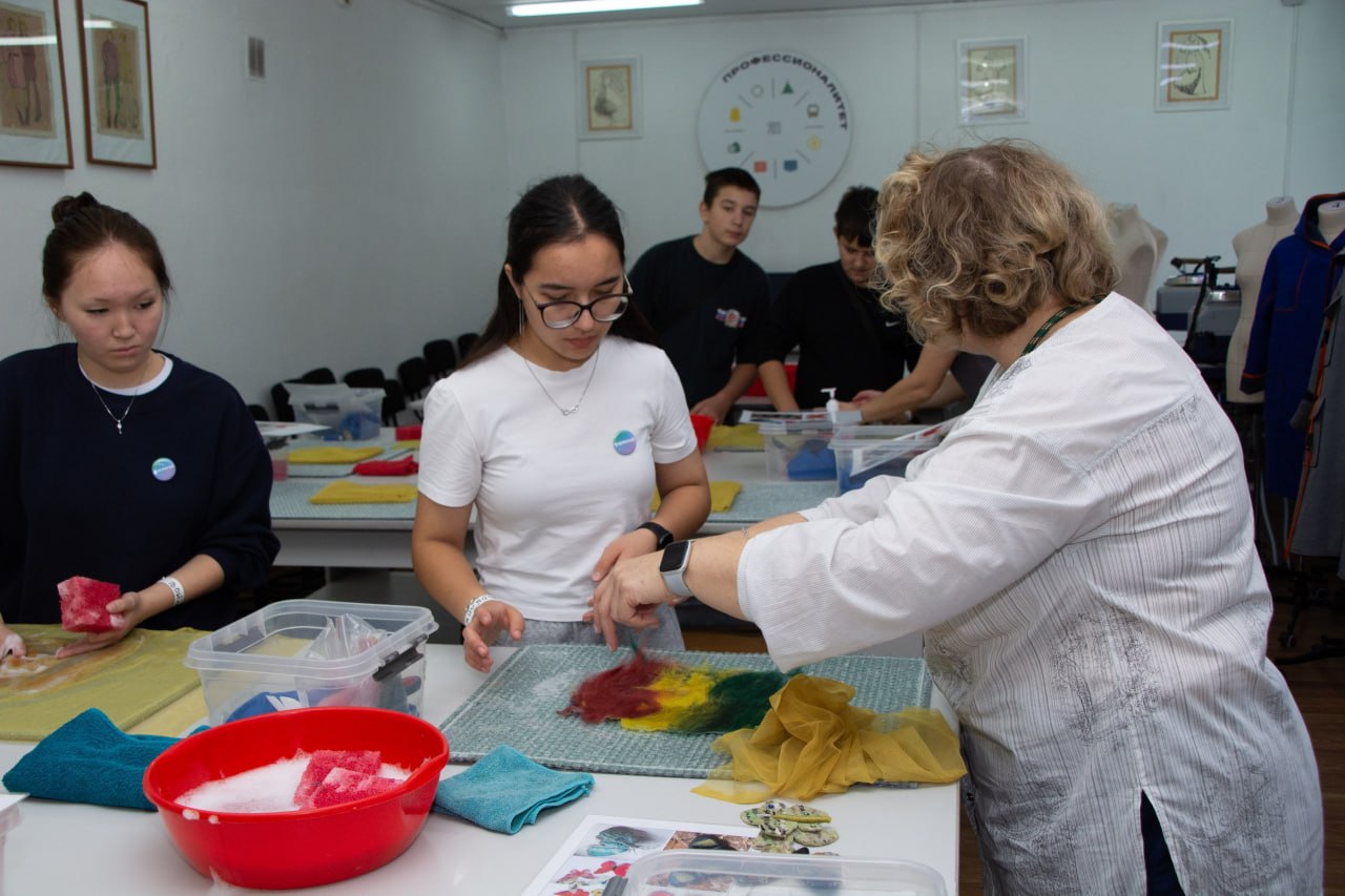 Старшеклассники получают уникальный шанс погрузиться в мир профессий вместе с проектом #БилетВБудущее Старшеклассники получают уникальный шанс погрузиться в мир профессий вместе с проектом #БилетВБудущее