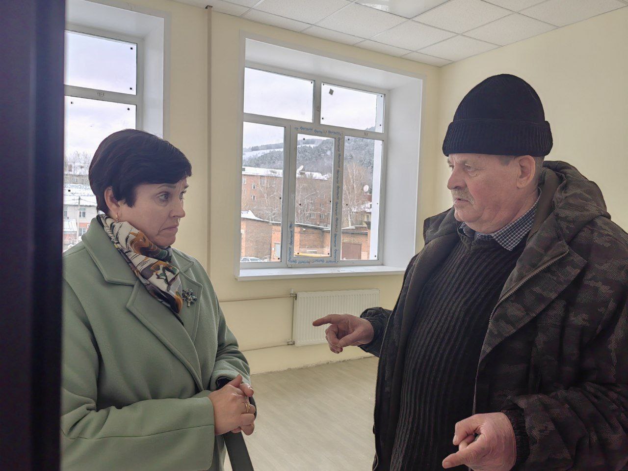 Мэр Горно-Алтайска Ольга Сафронова провела рабочую планерку в лицее №1 им. М.В. Карамаева Мэр Горно-Алтайска Ольга Сафронова провела рабочую планерку в лицее №1 им. М.В. Карамаева