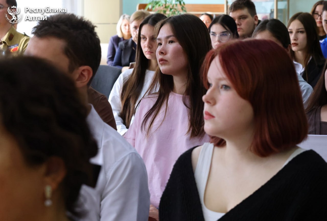 В Горно-Алтайском госуниверситете создадут региональный штаб организации «Российские студенческие отряды» В Горно-Алтайском госуниверситете создадут региональный штаб организации «Российские студенческие отряды»