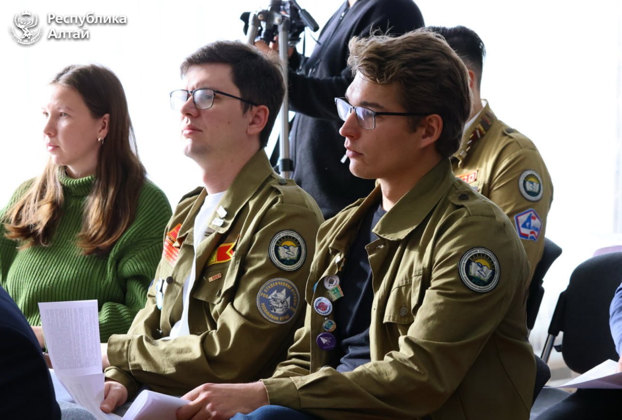 В Горно-Алтайском госуниверситете создадут региональный штаб организации «Российские студенческие отряды» В Горно-Алтайском госуниверситете создадут региональный штаб организации «Российские студенческие отряды»