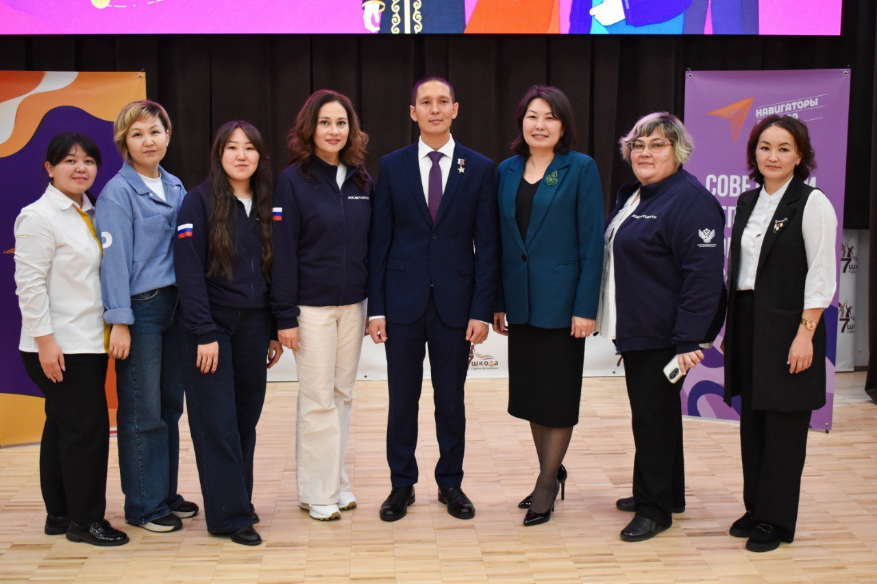 Герой России Амыр Аргамаков встретился с молодежью Горного Алтая Герой России Амыр Аргамаков встретился с молодежью Горного Алтая