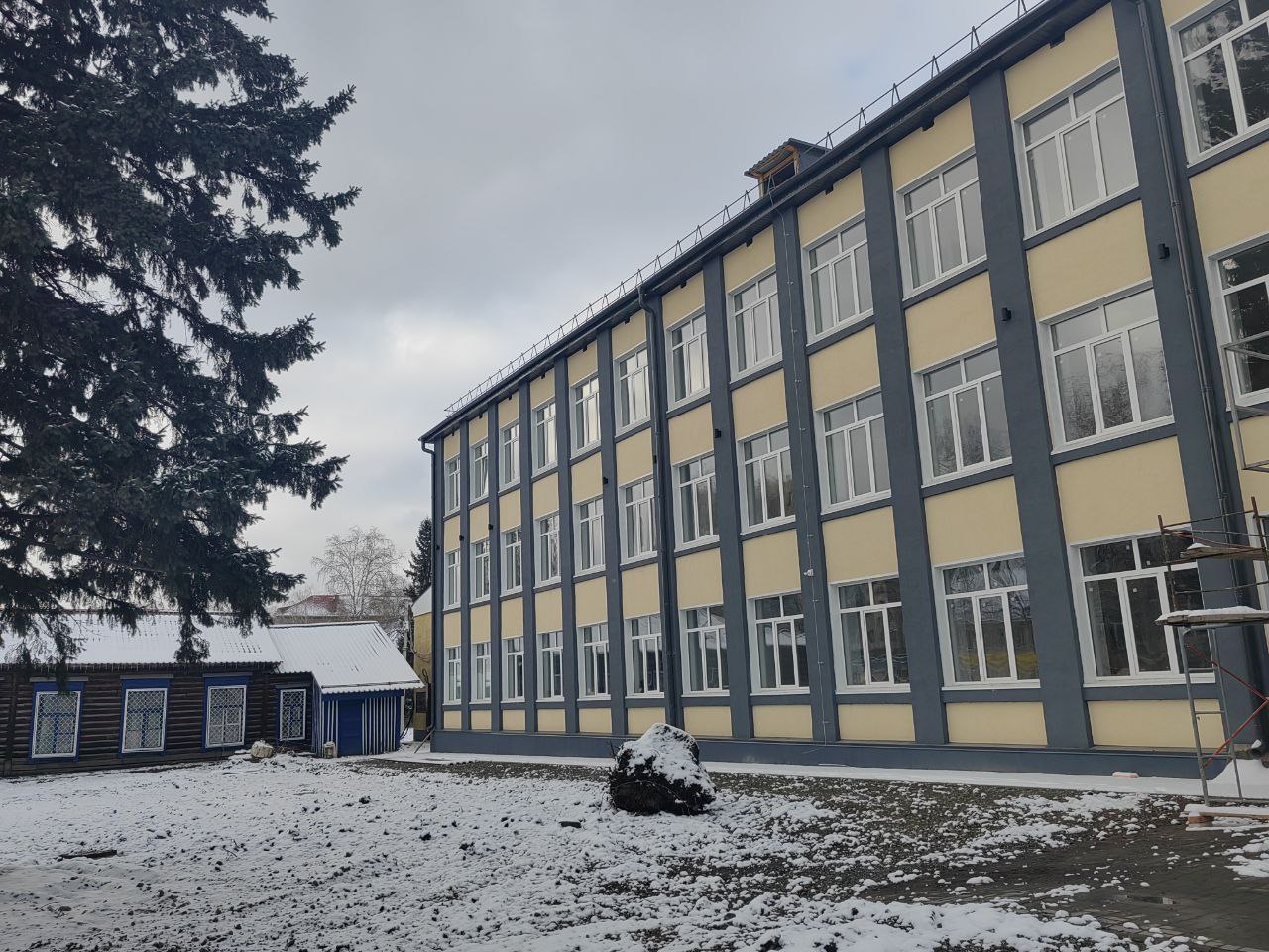 В лицее №1 Горно-Алтайска завершается масштабная реконструкция В лицее №1 Горно-Алтайска завершается масштабная реконструкция