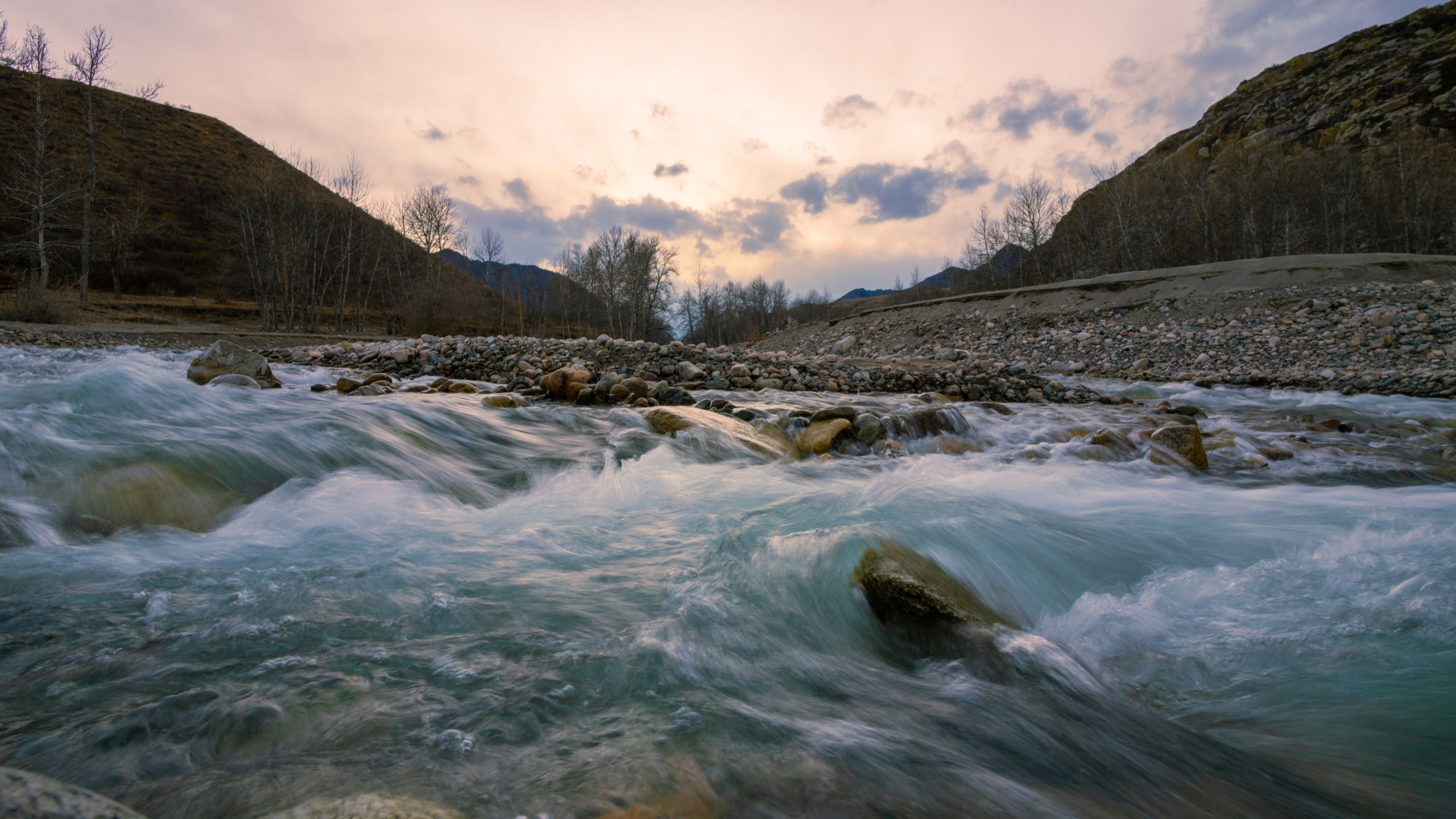 Слияние Катуни и Большого Яломана Слияние Катуни и Большого Яломана