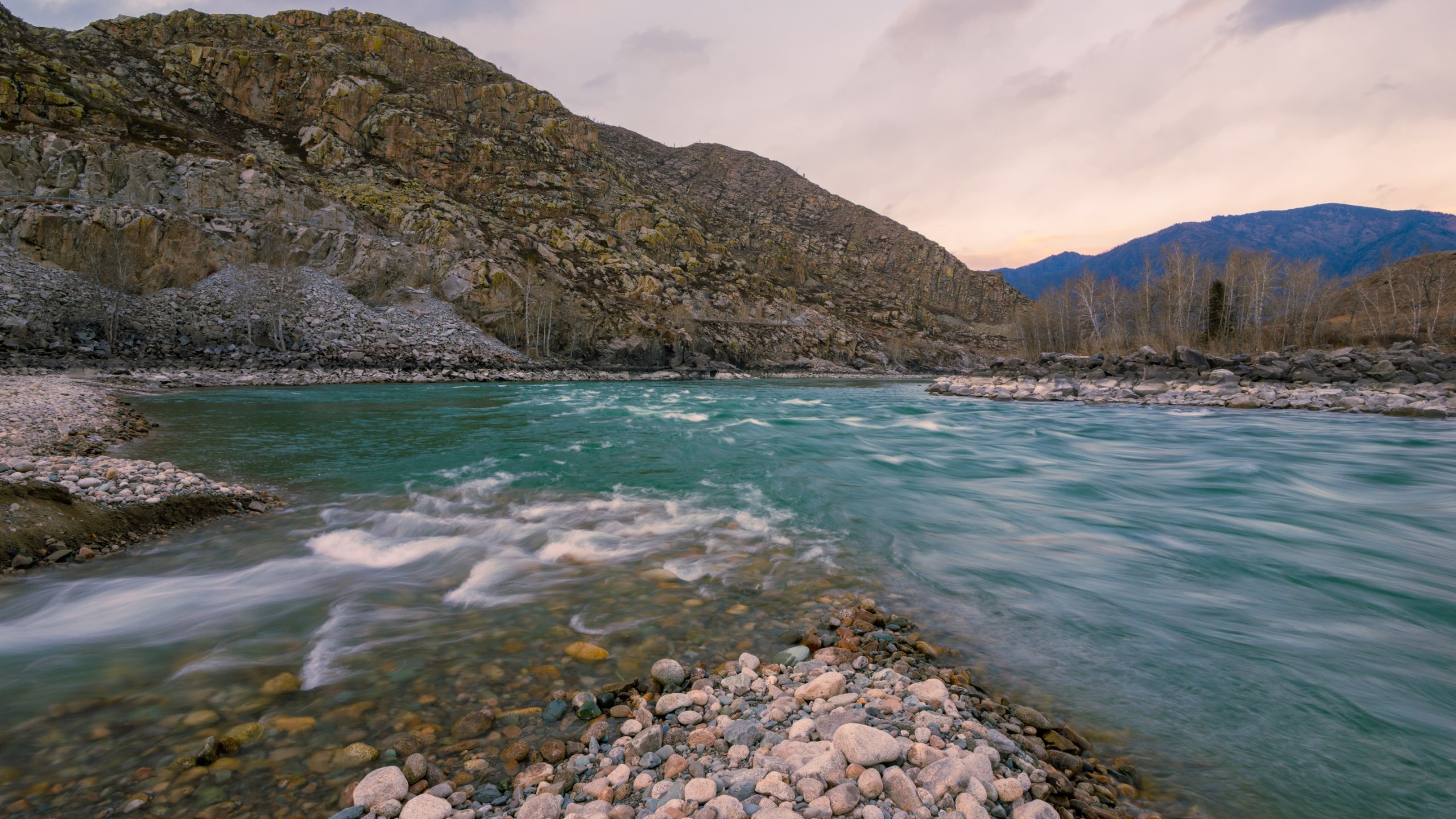 Слияние Катуни и Большого Яломана Слияние Катуни и Большого Яломана