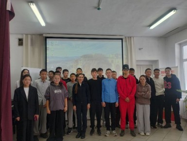 «Лаборатория безопасности» продолжает посещать школы Республики Алтай