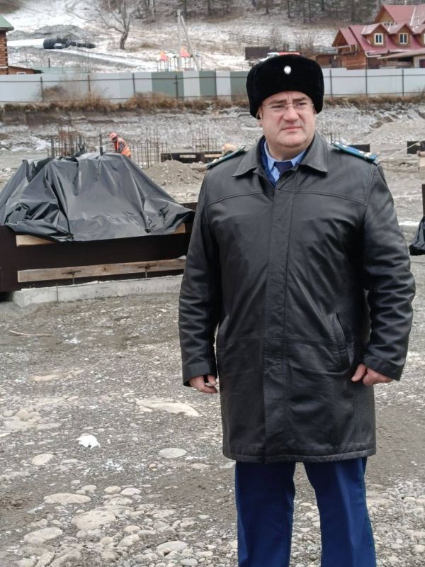 На контроле прокурора Чемальского района - строительство объектов социальной и коммунальной инфраструктуры в селе Элекмонар