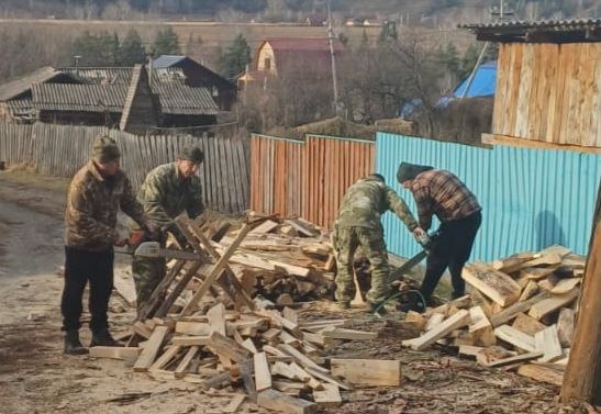 Добрая народная традиция – дружно помогать тем, кто нуждается в помощи, живёт и сегодня Добрая народная традиция – дружно помогать тем, кто нуждается в помощи, живёт и сегодня