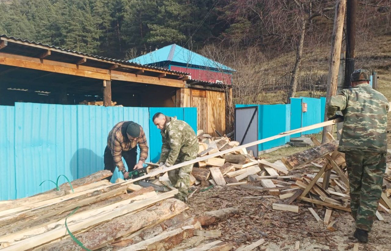 Добрая народная традиция – дружно помогать тем, кто нуждается в помощи, живёт и сегодня Добрая народная традиция – дружно помогать тем, кто нуждается в помощи, живёт и сегодня