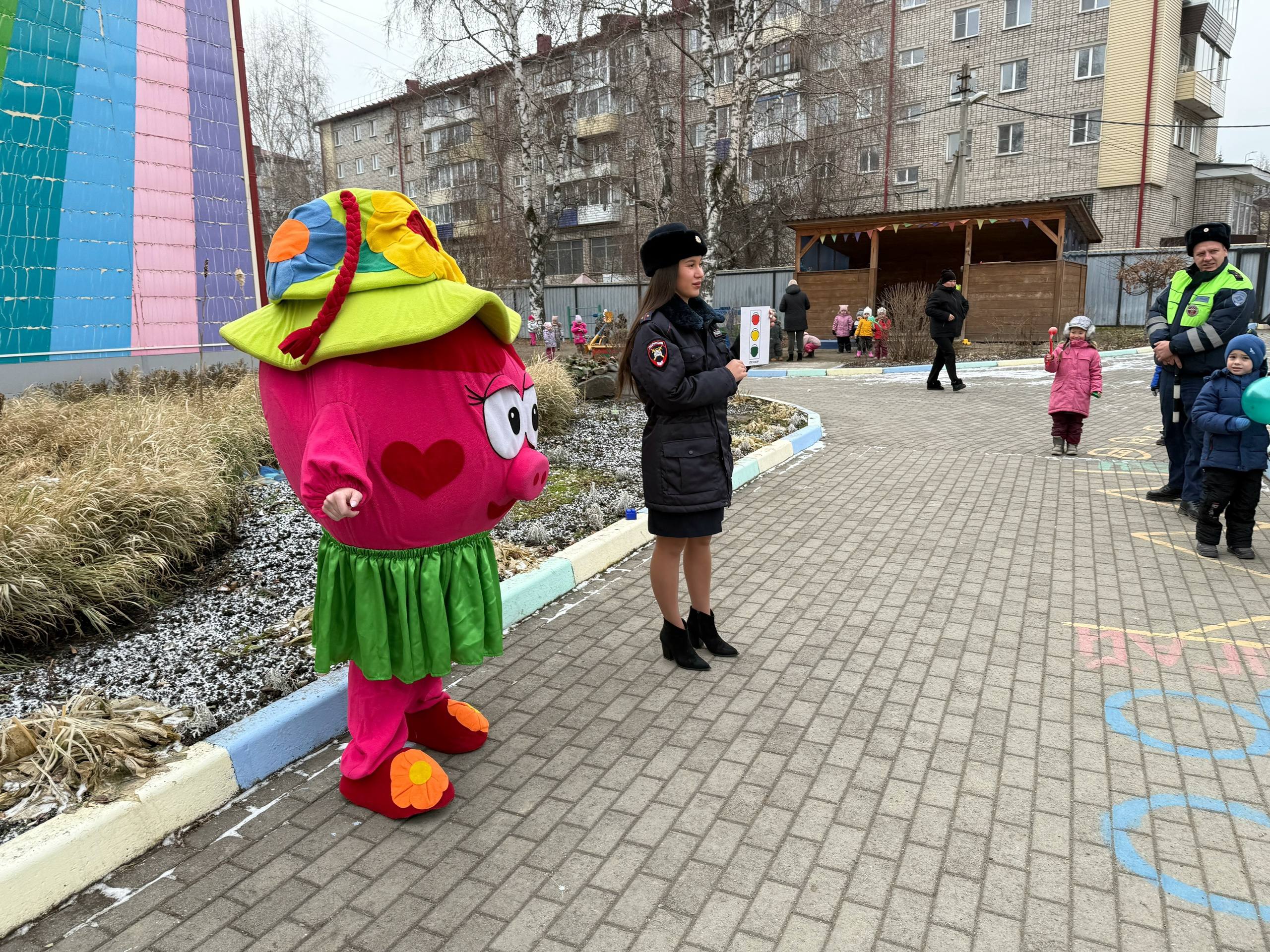 Региональная Госавтоинспекция провела акцию "Безопасный маршрут" Региональная Госавтоинспекция провела акцию "Безопасный маршрут"