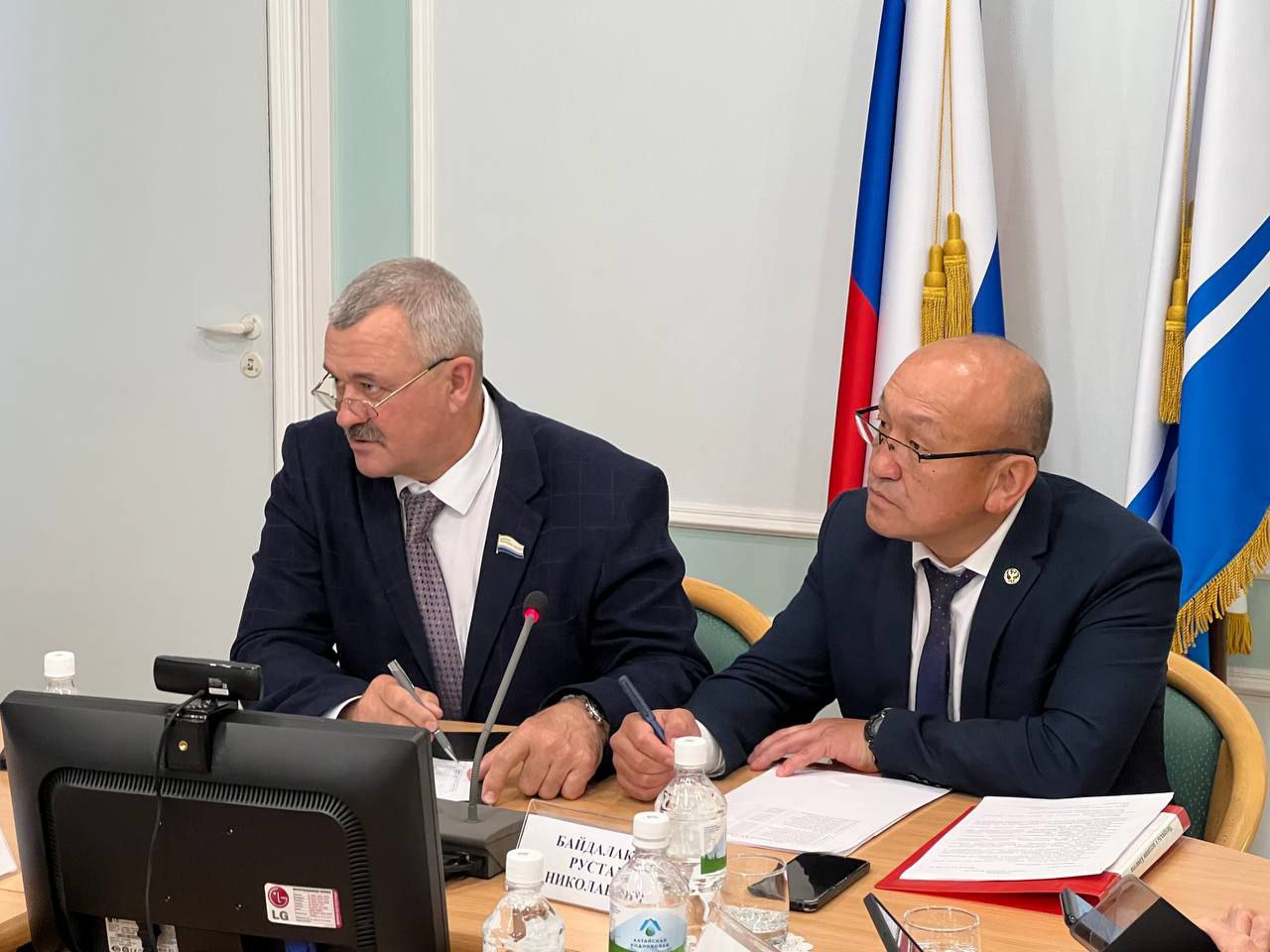 Продолжается подготовка к XI внеочередной сессии Госсобрания – Эл Курултай Продолжается подготовка к XI внеочередной сессии Госсобрания – Эл Курултай