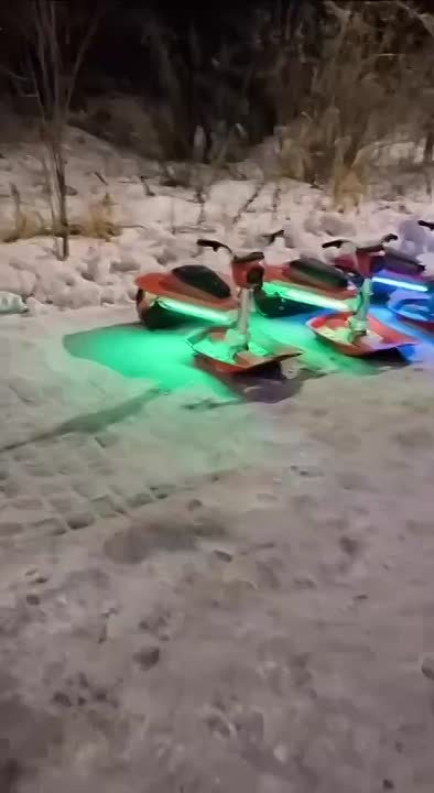 Олег Царёв: Зимняя версия арендных самокатов появилась в Алтайском крае