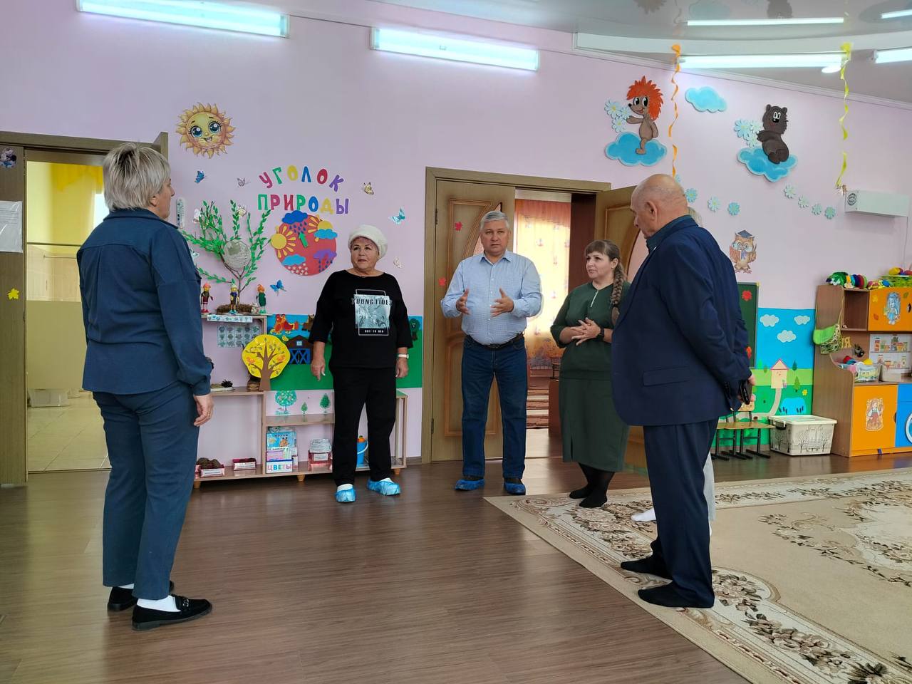 Депутаты «Единой России» Чойского района проверили качество питания в социальных учреждениях