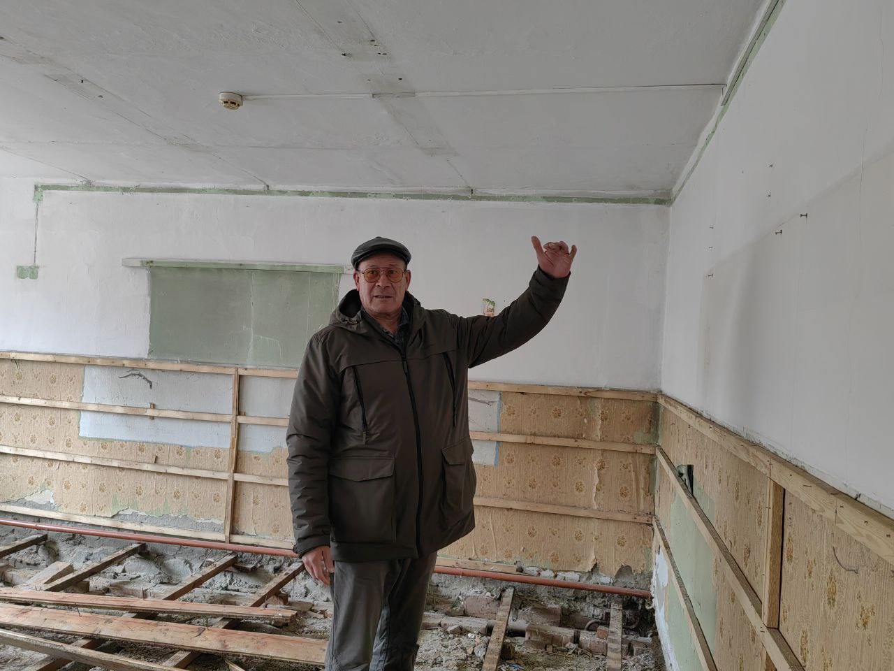 Подрядчик начали демонтаж в зданиях детского сада №6 и начальной школы гимназии №3 в Горно-Алтайке в рамках капремонта Подрядчик начали демонтаж в зданиях детского сада №6 и начальной школы гимназии №3 в Горно-Алтайке в рамках капремонта