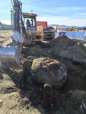 В Улаганском районе активно ремонтируют внутрипоселковые дороги