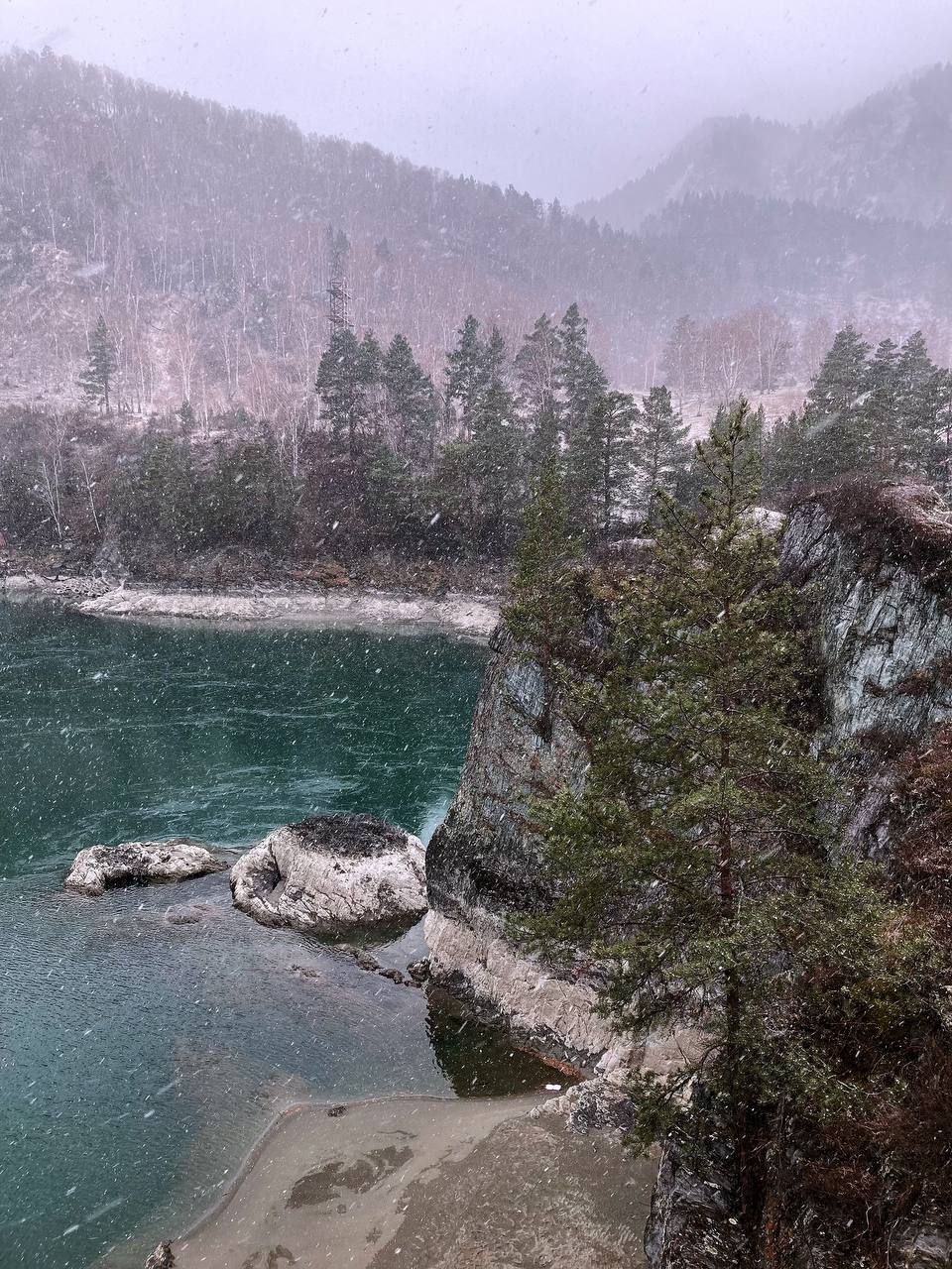 В самом сердце Горного Алтая есть место, где время замедляет свой бег В самом сердце Горного Алтая есть место, где время замедляет свой бег
