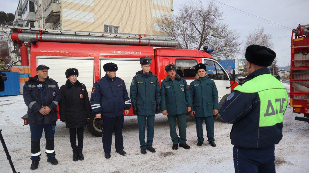 В Республике Алтай прошла акция «Жизнь – бесценна!», посвященная Всемирному дню памяти жертв ДТП В Республике Алтай прошла акция «Жизнь – бесценна!», посвященная Всемирному дню памяти жертв ДТП