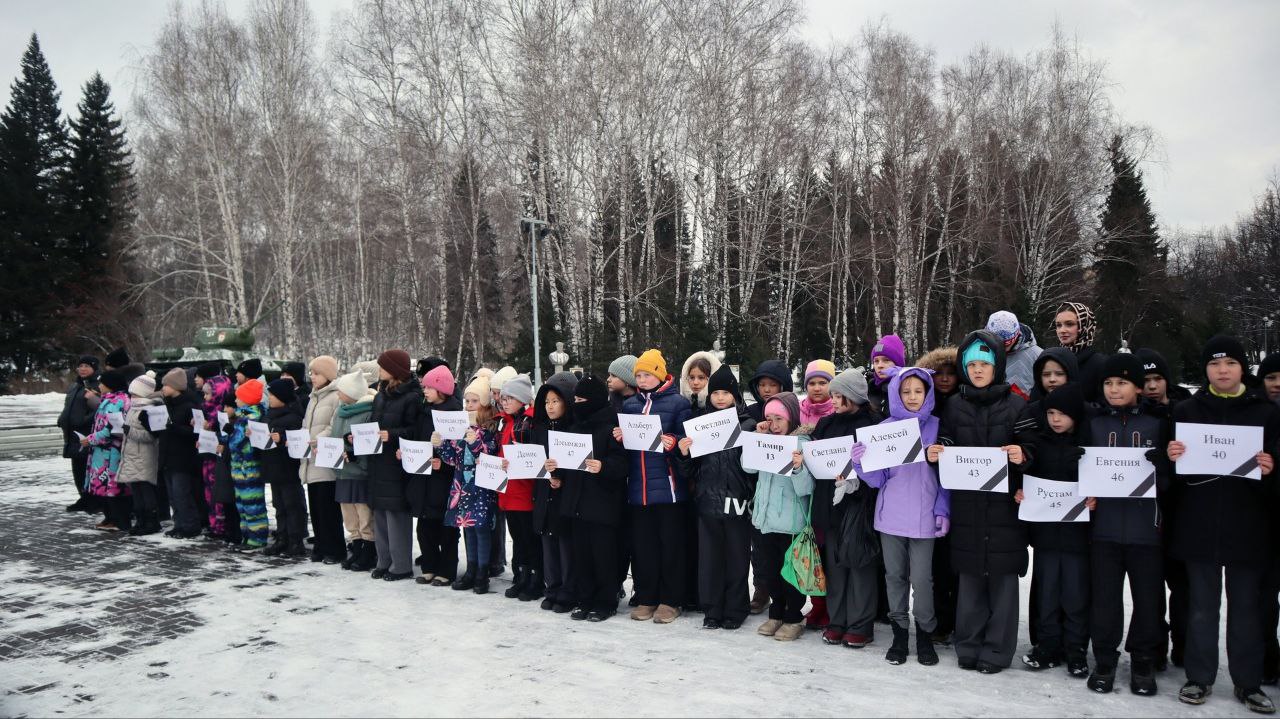В Республике Алтай прошла акция «Жизнь – бесценна!», посвященная Всемирному дню памяти жертв ДТП В Республике Алтай прошла акция «Жизнь – бесценна!», посвященная Всемирному дню памяти жертв ДТП