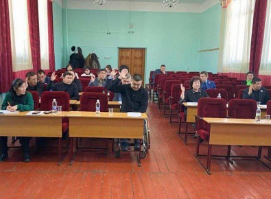 В Улагане на этой неделе прошла внеочередная сессия районного совета депутатов
