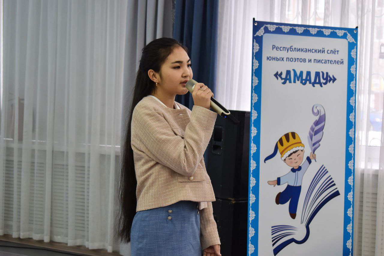 Более 60 молодых талантов представили свои произведения Более 60 молодых талантов представили свои произведения