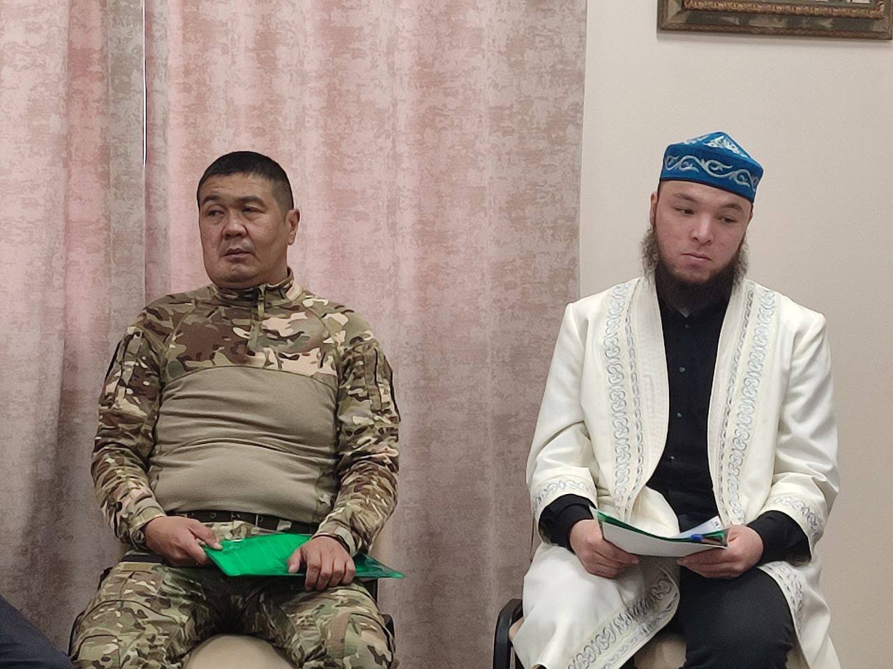 в Горноалтайской Епархии РПЦ (Московский патриархат) проходит круглый стол "Единство в многообразии: духовные ценности и консолидация молодёжи" в Горноалтайской Епархии РПЦ (Московский патриархат) проходит круглый стол "Единство в многообразии: духовные ценности и консолидация молодёжи"