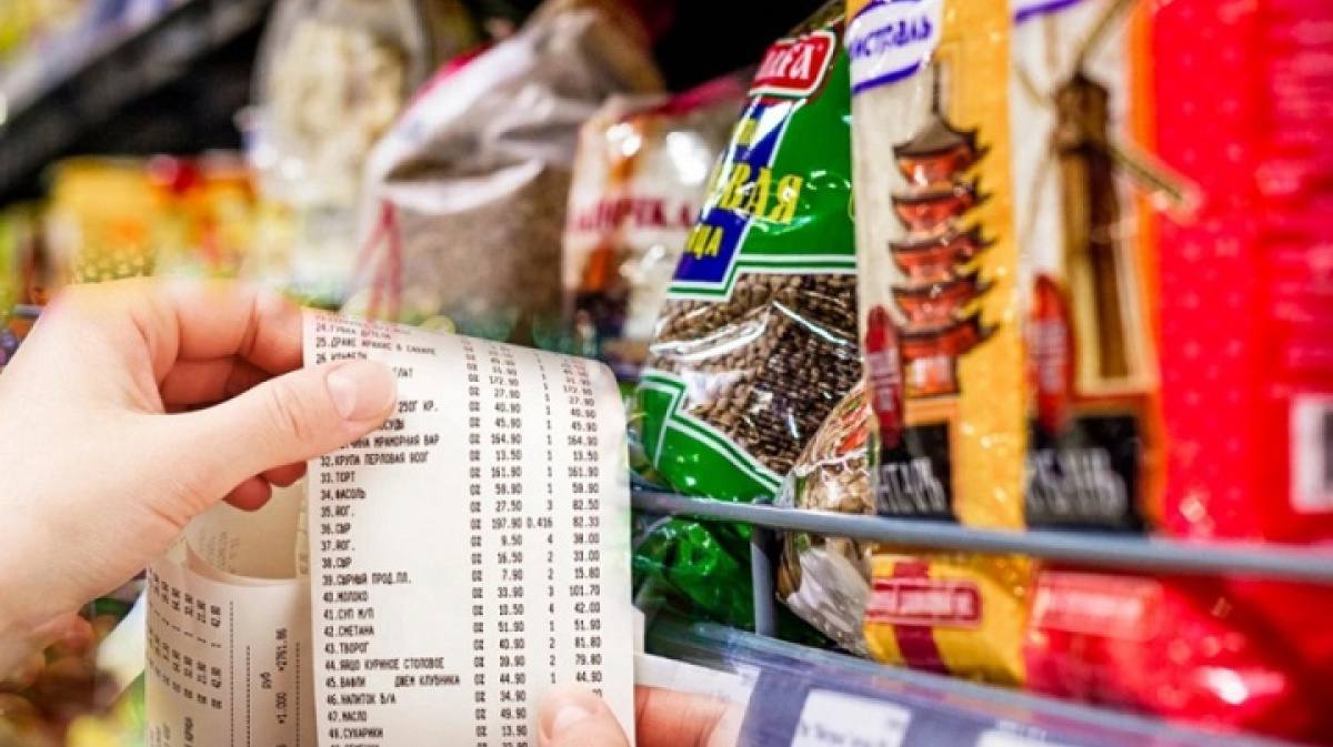 В Горно-Алтайске прокуратура провела мониторинг цен на продукты питания, после чего предупредила торговые предприятия о недопустимости повышения цен на социально значимые товары