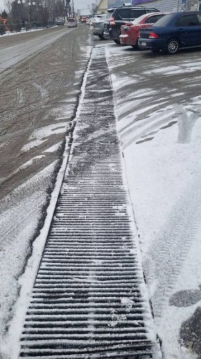 Прокуратура Майминского района организовала проверку по публикации в СМИ о ненадлежащем содержании дороги