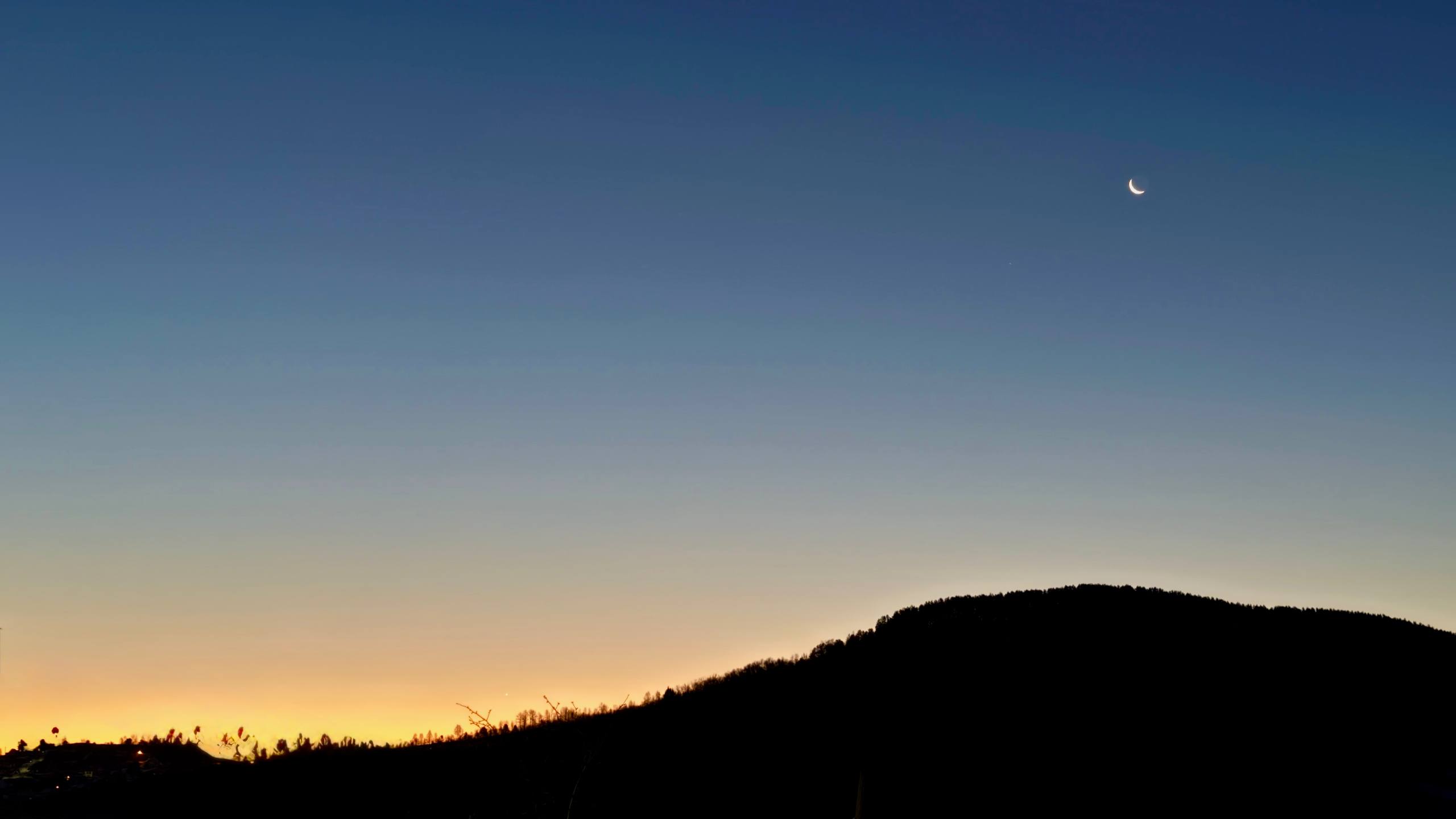 Рассвет над горой Серемея