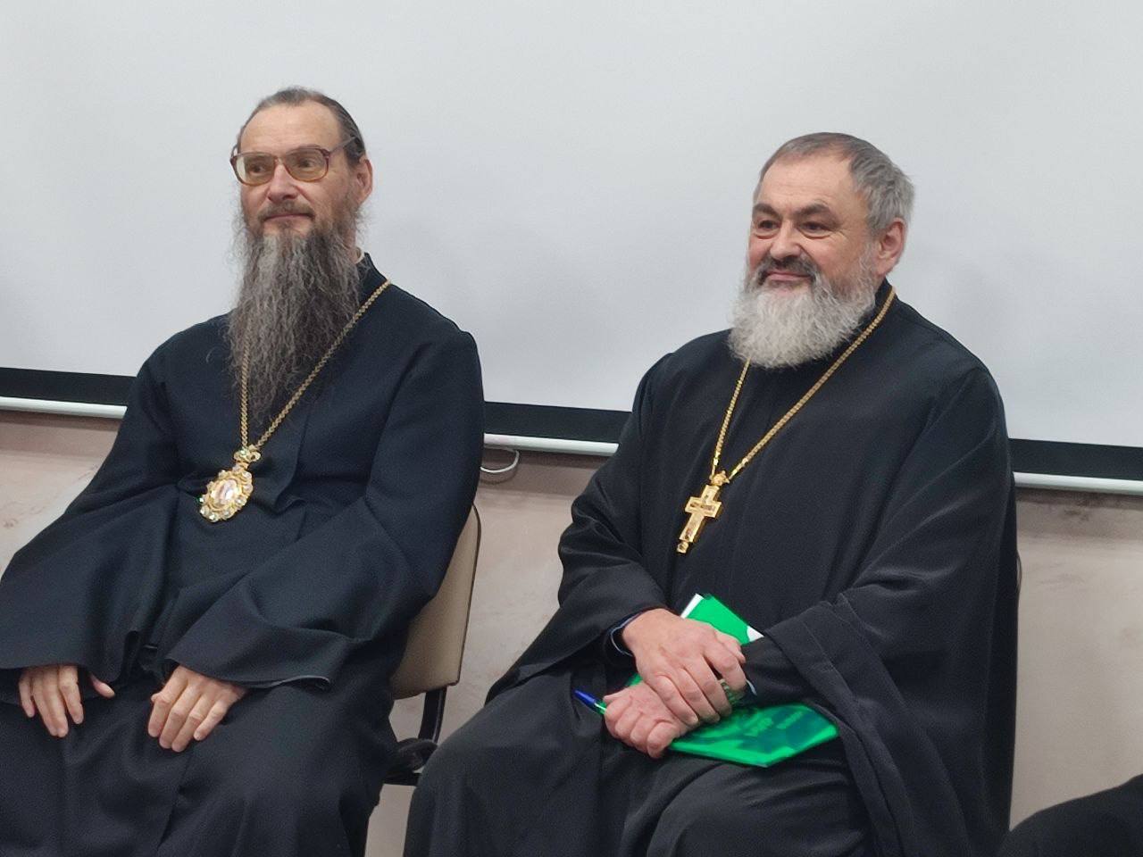 в Горноалтайской Епархии РПЦ (Московский патриархат) проходит круглый стол "Единство в многообразии: духовные ценности и консолидация молодёжи" в Горноалтайской Епархии РПЦ (Московский патриархат) проходит круглый стол "Единство в многообразии: духовные ценности и консолидация молодёжи"