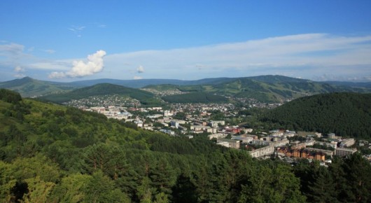 За незаконный оборот нефрита жителя Новосибирска осудят на Алтае