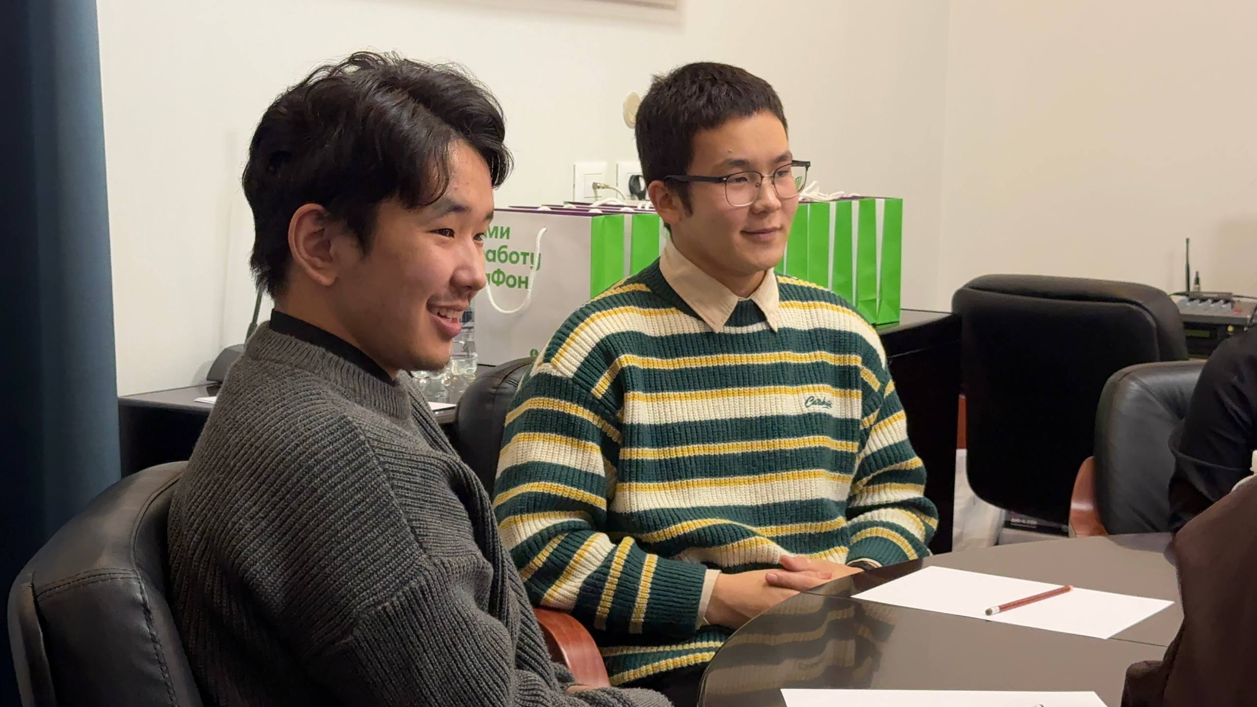 В Постоянном представительстве Республики Алтай в Москве прошла встреча со студентами-первокурсниками В Постоянном представительстве Республики Алтай в Москве прошла встреча со студентами-первокурсниками