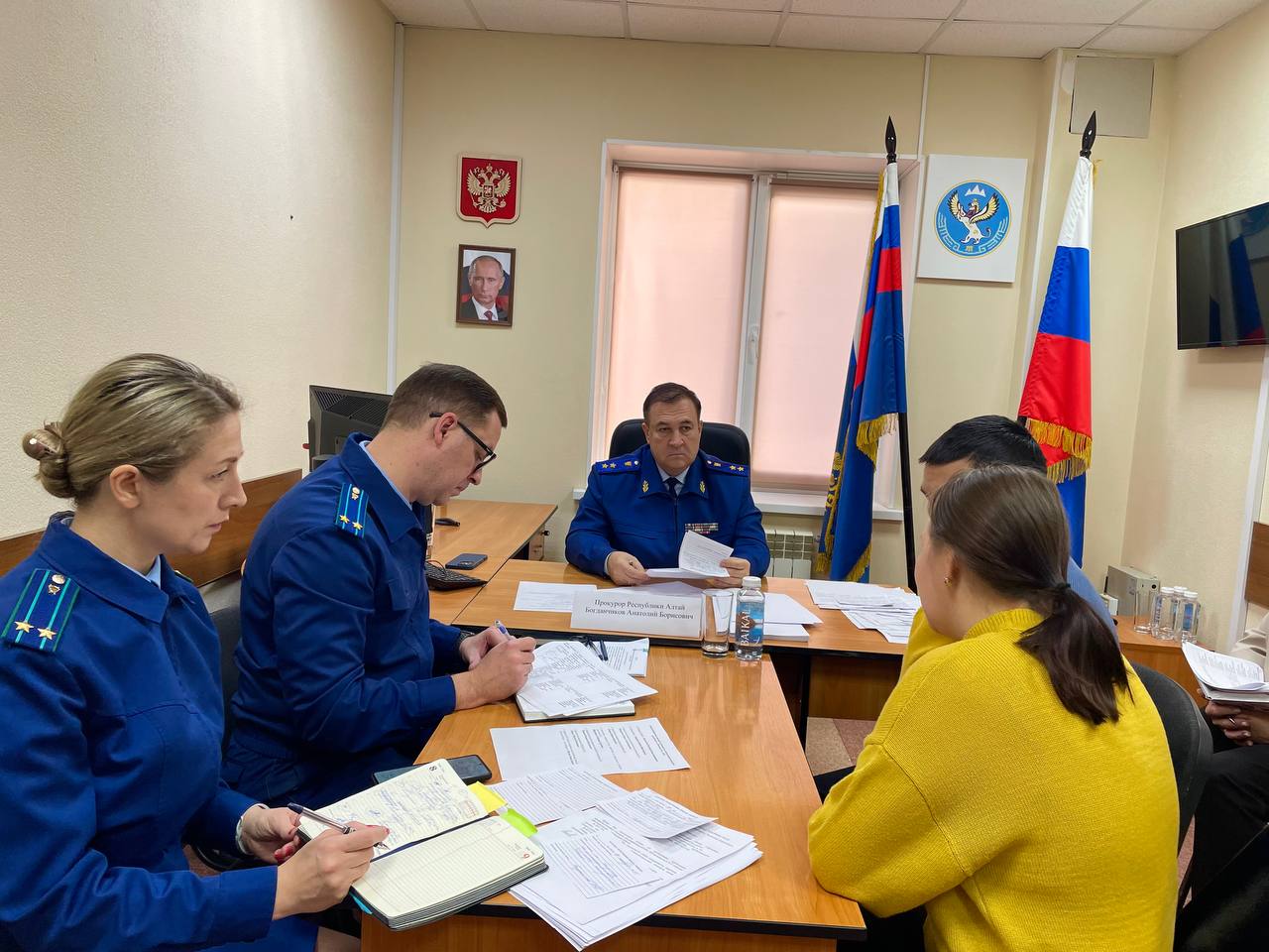 Прокурор Республики Алтай провел личный прием жителей Шебалинского района Прокурор Республики Алтай провел личный прием жителей Шебалинского района