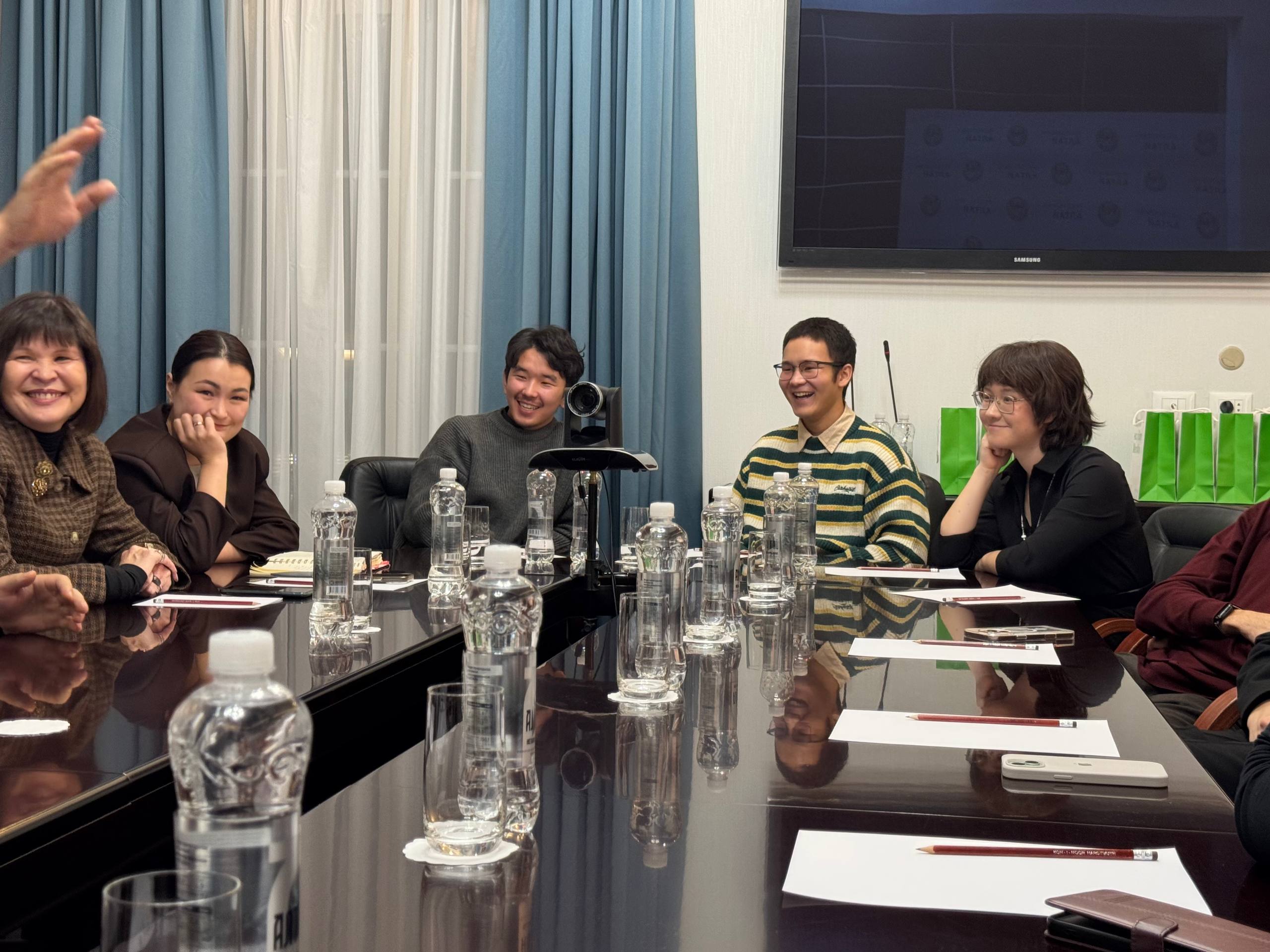 В Постоянном представительстве Республики Алтай в Москве прошла встреча со студентами-первокурсниками В Постоянном представительстве Республики Алтай в Москве прошла встреча со студентами-первокурсниками