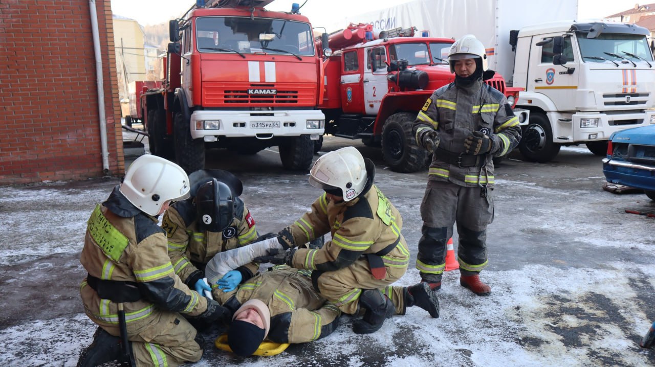 В Горно-Алтайске студенты стали участниками социально-психологического тренинга «Краш-курс» В Горно-Алтайске студенты стали участниками социально-психологического тренинга «Краш-курс»