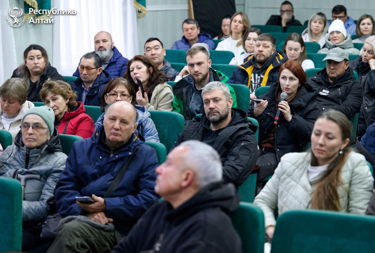 В Чемальском и Майминском районах прошли выездные встречи министерство экономического развития Республики Алтай с собственниками гостевых домов, в которых приняли участие около 150 владельцев средств размещения В Чемальском и Майминском районах прошли выездные встречи министерство экономического развития Республики Алтай с собственниками гостевых домов, в которых приняли участие около 150 владельцев средств размещения
