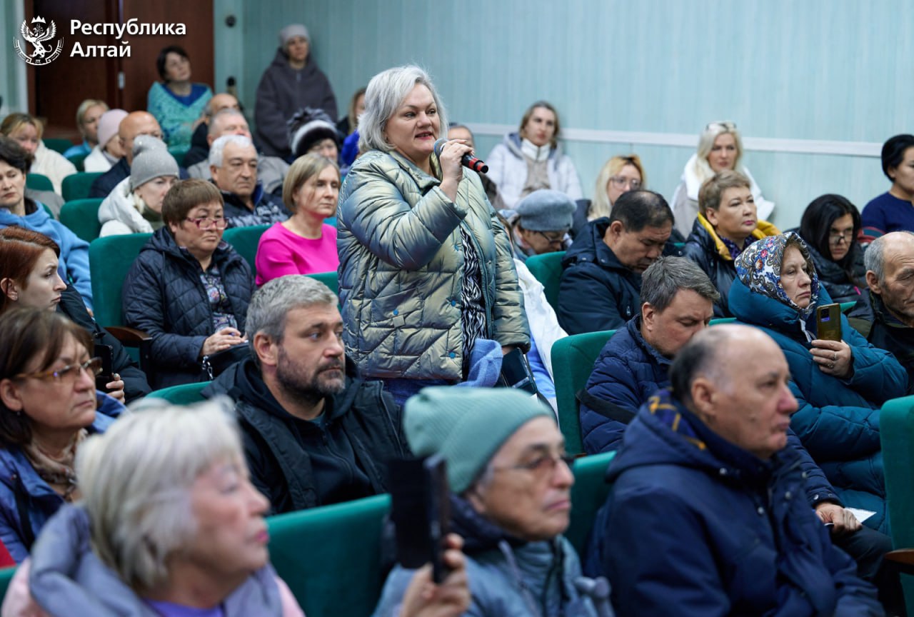 В Чемальском и Майминском районах прошли выездные встречи министерство экономического развития Республики Алтай с собственниками гостевых домов, в которых приняли участие около 150 владельцев средств размещения В Чемальском и Майминском районах прошли выездные встречи министерство экономического развития Республики Алтай с собственниками гостевых домов, в которых приняли участие около 150 владельцев средств размещения