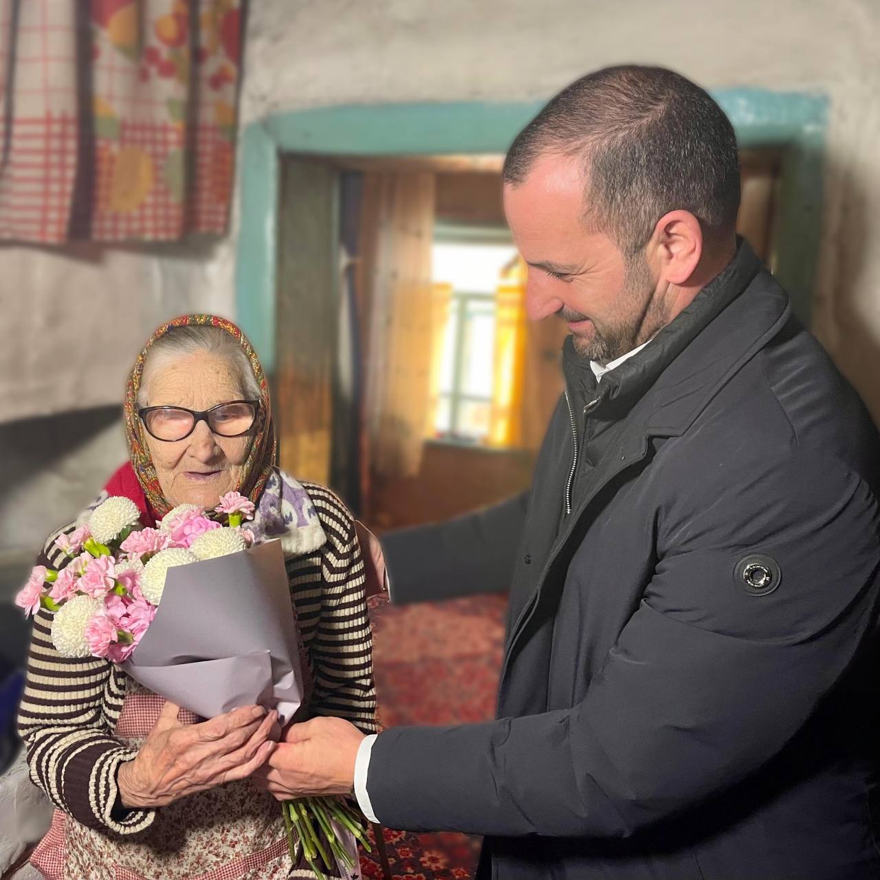 Сегодня замечательная дата – 95-летие Нины Михайловны Поздняковой, жительницы Горно-Алтайска, ветерана Великой Отечественной войны и труженицы тыла Сегодня замечательная дата – 95-летие Нины Михайловны Поздняковой, жительницы Горно-Алтайска, ветерана Великой Отечественной войны и труженицы тыла