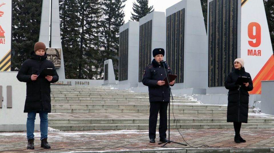 В Республике Алтай почтили память жертв ДТП: 38 погибших за 10 месяцев