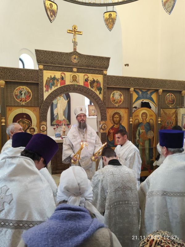 В УстьКоксе 21 ноября состоялось торжественное открытие храма Архангела Михаила В УстьКоксе 21 ноября состоялось торжественное открытие храма Архангела Михаила