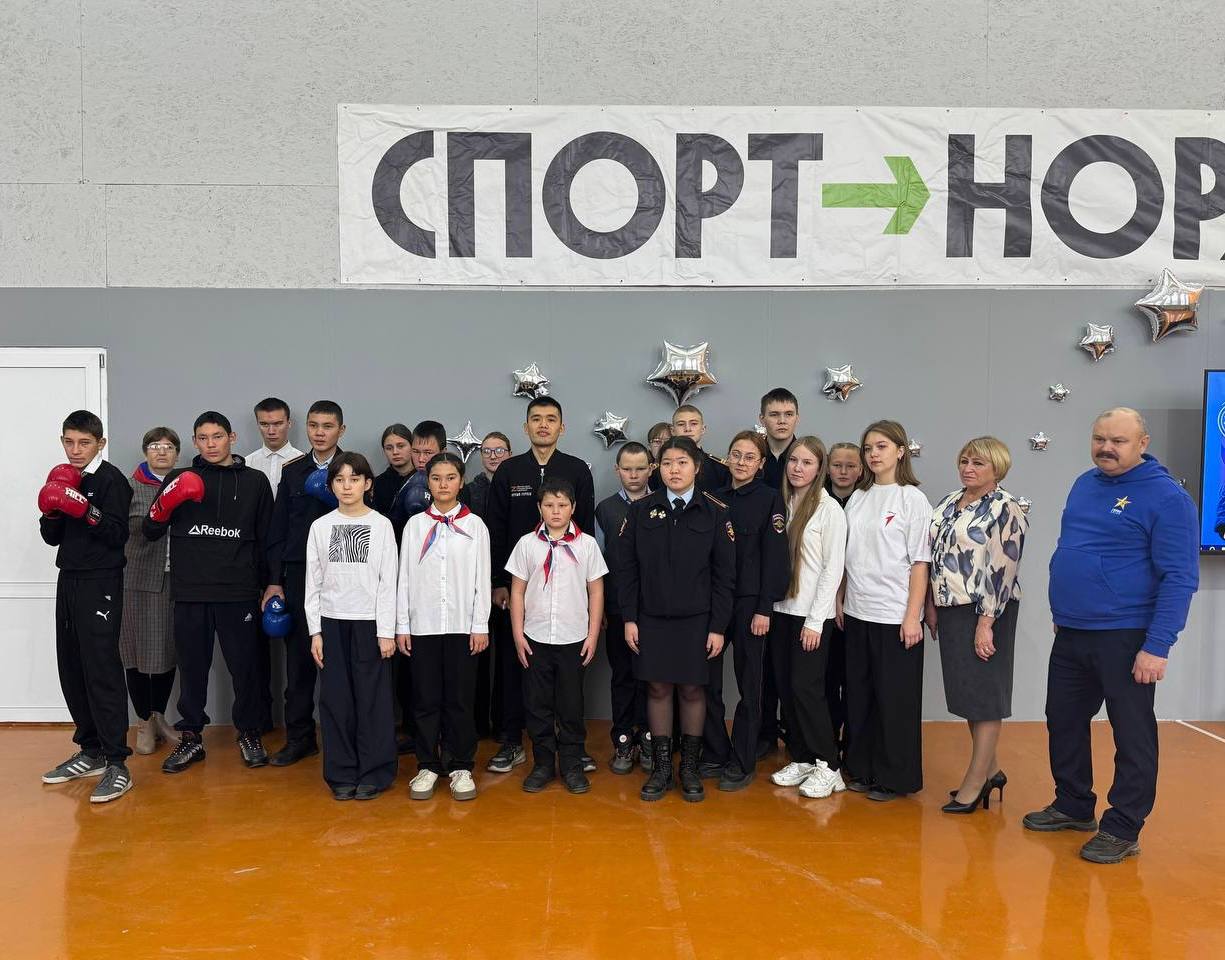 После капитального ремонта распахнул свои двери спортивный зал Огнёвской школы Усть-Коксинского района После капитального ремонта распахнул свои двери спортивный зал Огнёвской школы Усть-Коксинского района