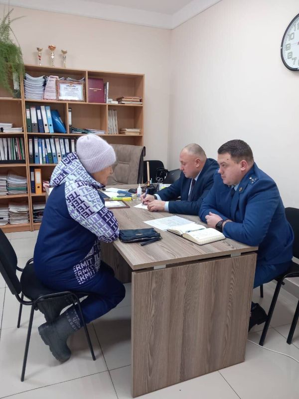 Заместителем прокурора Чойского района проведен личный прием жителей с. Паспаул