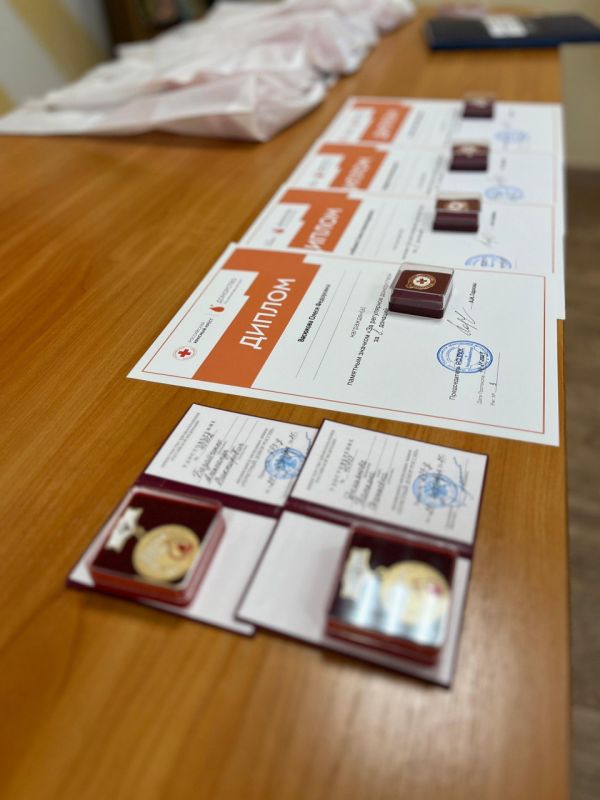 Жизнь как дар: доноры Республики Алтай получили заслуженные награды