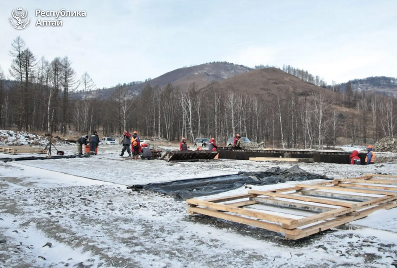 В Усть-Канском районе недалеко от села Коргон строят молочный комплекс и площадку для выращивания молодняка В Усть-Канском районе недалеко от села Коргон строят молочный комплекс и площадку для выращивания молодняка