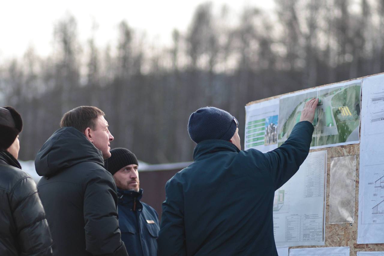 Недалеко от села Коргон строят молочный комплекс и площадку для выращивания молодняка Недалеко от села Коргон строят молочный комплекс и площадку для выращивания молодняка