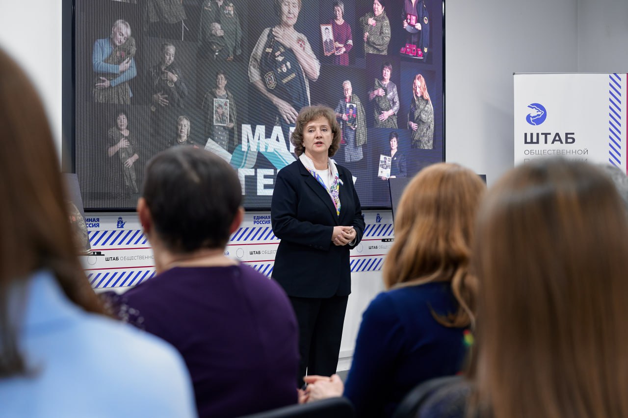 В Республике Алтай открылась фотовыставка "Мама героя", посвященная матерям павших воинов В Республике Алтай открылась фотовыставка "Мама героя", посвященная матерям павших воинов