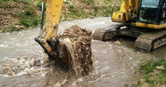 Природоохранной прокуратурой выявлены нарушения при проведении работ в р. Майма
