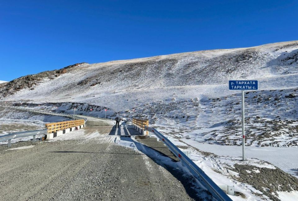 Три практически новых моста появились в Кош-Агачском районе: капитально отремонтировали мостовые переходы через р. Аюта, р. Дара и р. Тархата