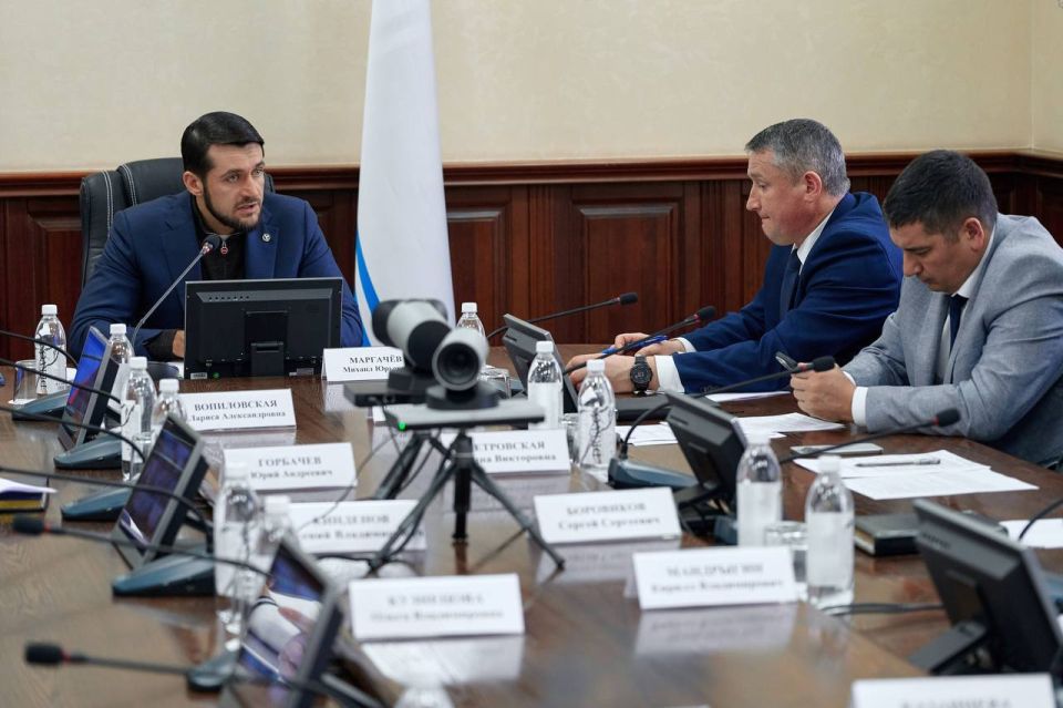 Александр Прокопьев: На очередном заседании рабочей группы по управлению земельными ресурсами обсудили ход выполнения задачи, поставленной Главой Республики Алтай Андреем Анатольевичем Турчаком