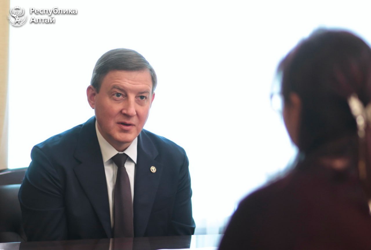 Глава Республики Алтай Андрей Турчак провел прием жителей региона по поручению Президента Глава Республики Алтай Андрей Турчак провел прием жителей региона по поручению Президента